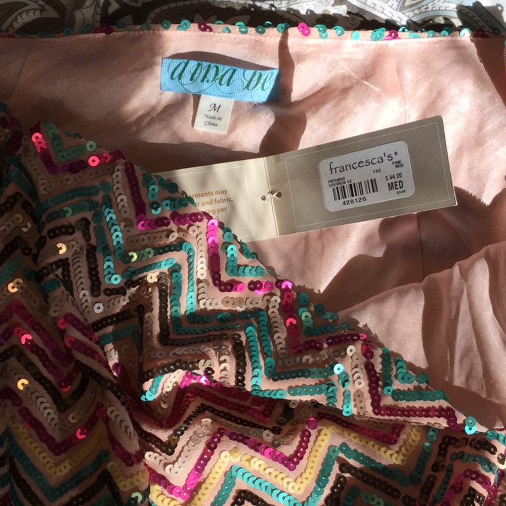 NWT Francesca’s Med Sequin Skirt Side Zip - Picture 3 of 4